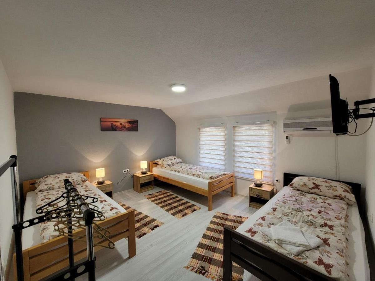 Apartments Daris โมสตาร์ ภายนอก รูปภาพ