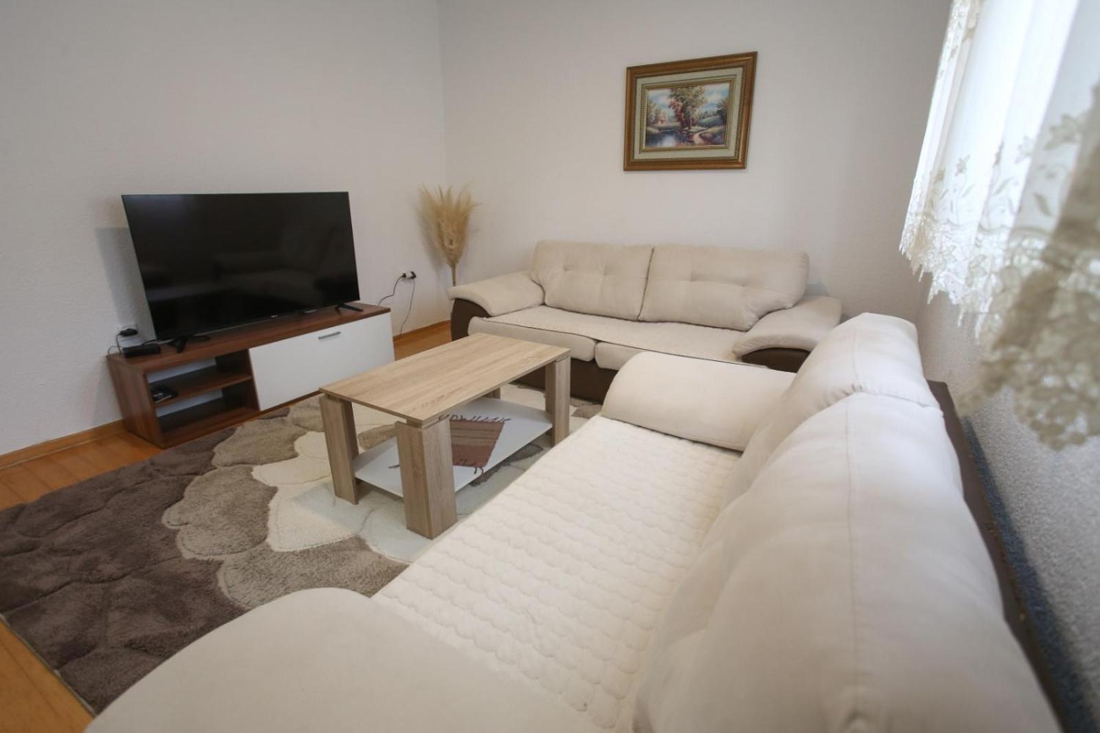 Apartments Daris โมสตาร์ ภายนอก รูปภาพ